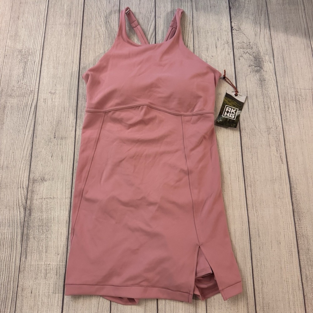 Alaskan Hardgear AKHG Trail Tech Flow Dress Women's 8 Mauve Pink Built-In Shorts